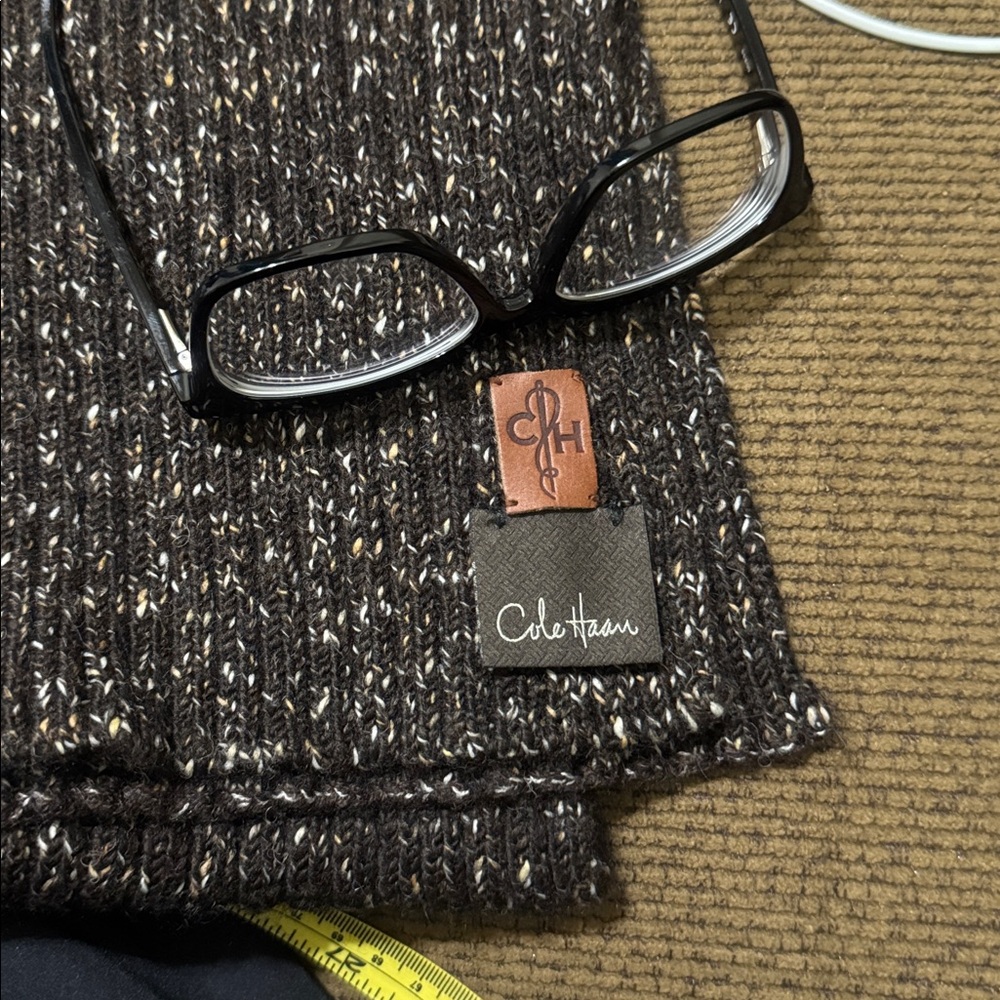 Cole Haan Scarf I Unisex I Knit-Marled Yarn